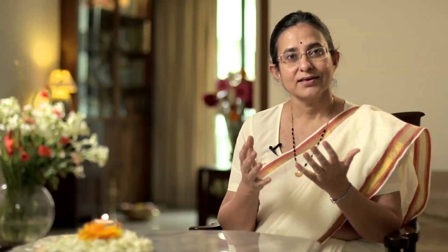 Dr. Janki Santoke speaking at a public lecture